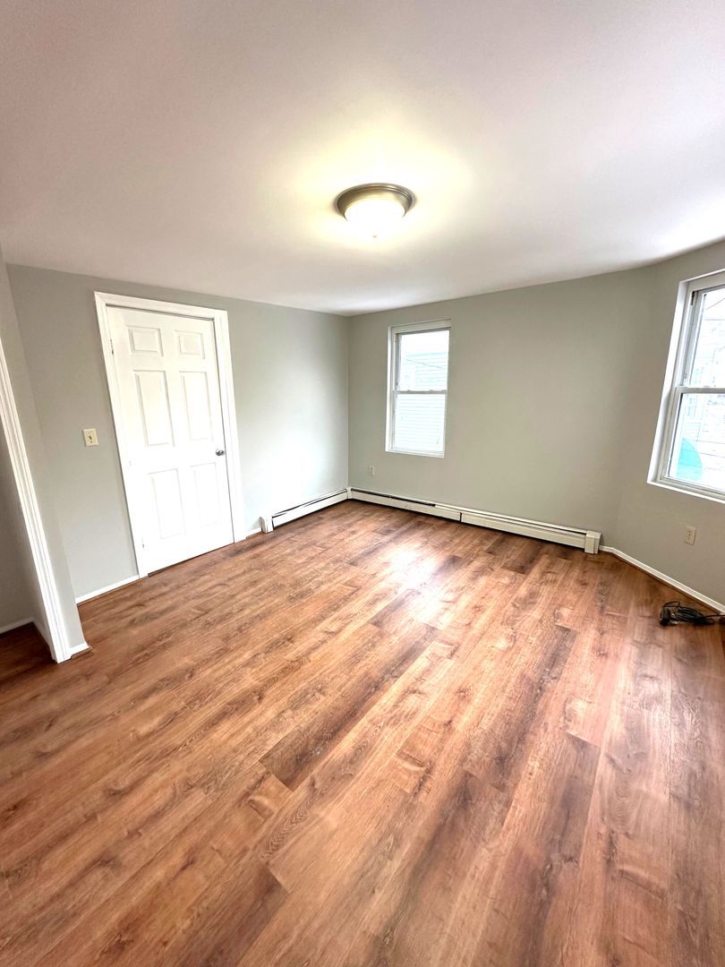 Building Photo - 37-41 Mason Avenue