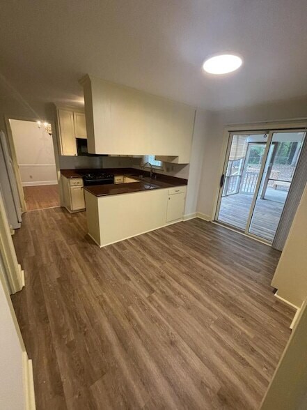 Building Photo - 812 Glen Eden Dr