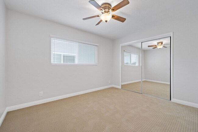 Building Photo - 131 Opal Ave