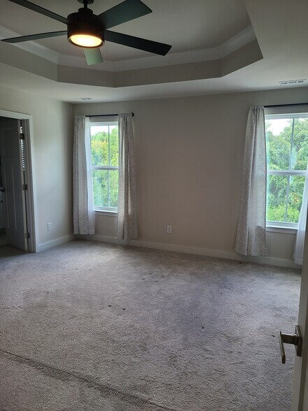 Primary Bedroom, two walk-in closets - 1430 Carderock Springs Dr