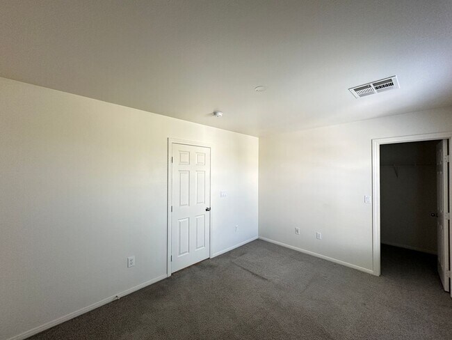 Building Photo - WARM SPRINGS TORREY PINES 10
