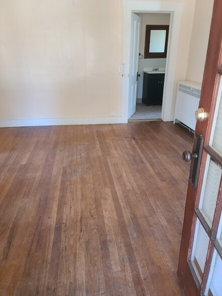 Building Photo - 345 S 9th Ave