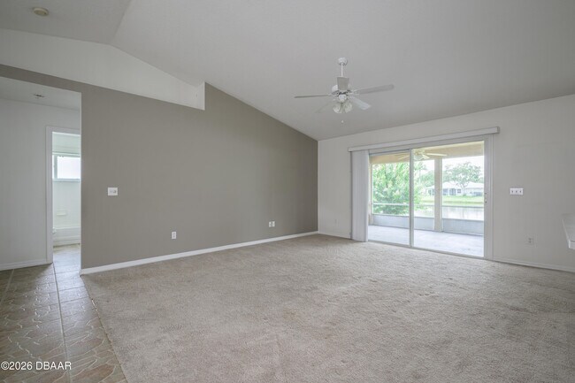 Building Photo - 1712 Arash Cir