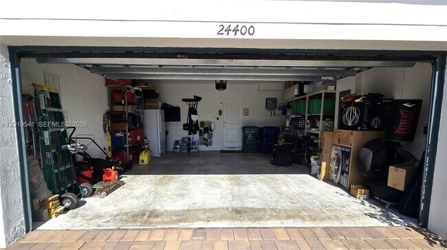 Building Photo - 24400 SW 119th Pl