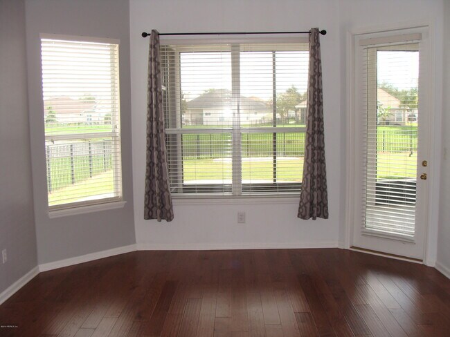 Building Photo - 2266 Cascadia Ct