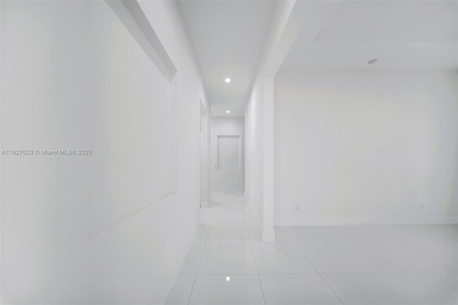 Building Photo - 10203 SW 136th St