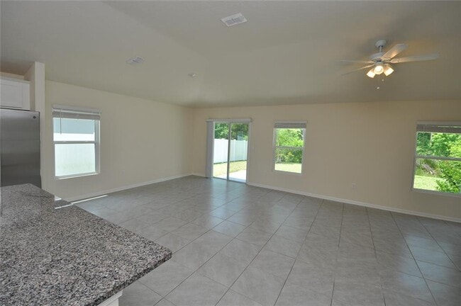 Building Photo - 80 Oakleaf Way