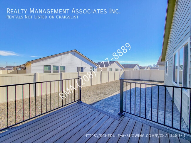Building Photo - 13234 S Catawba River Ave