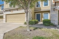 Building Photo - 1620 Bryant Dr