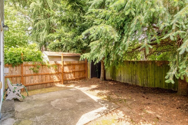 Building Photo - 3 Bed/ 2.5 Bath home in Woodstock neighbor...