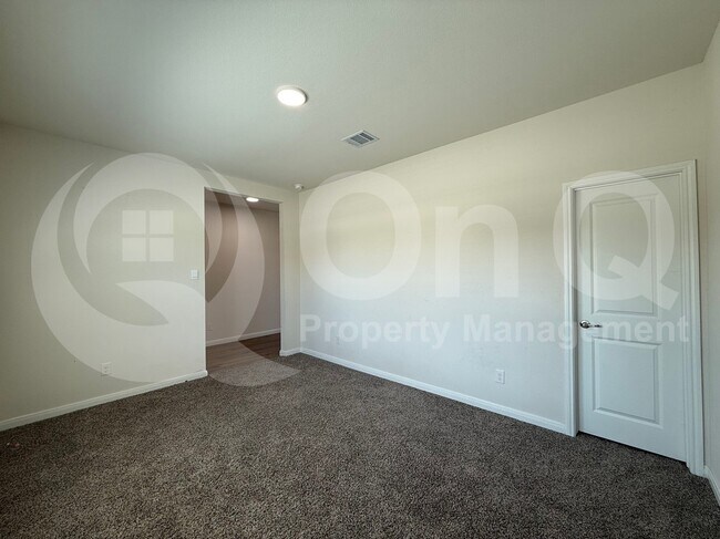 Building Photo - 1400 Colonial Bluff Ln