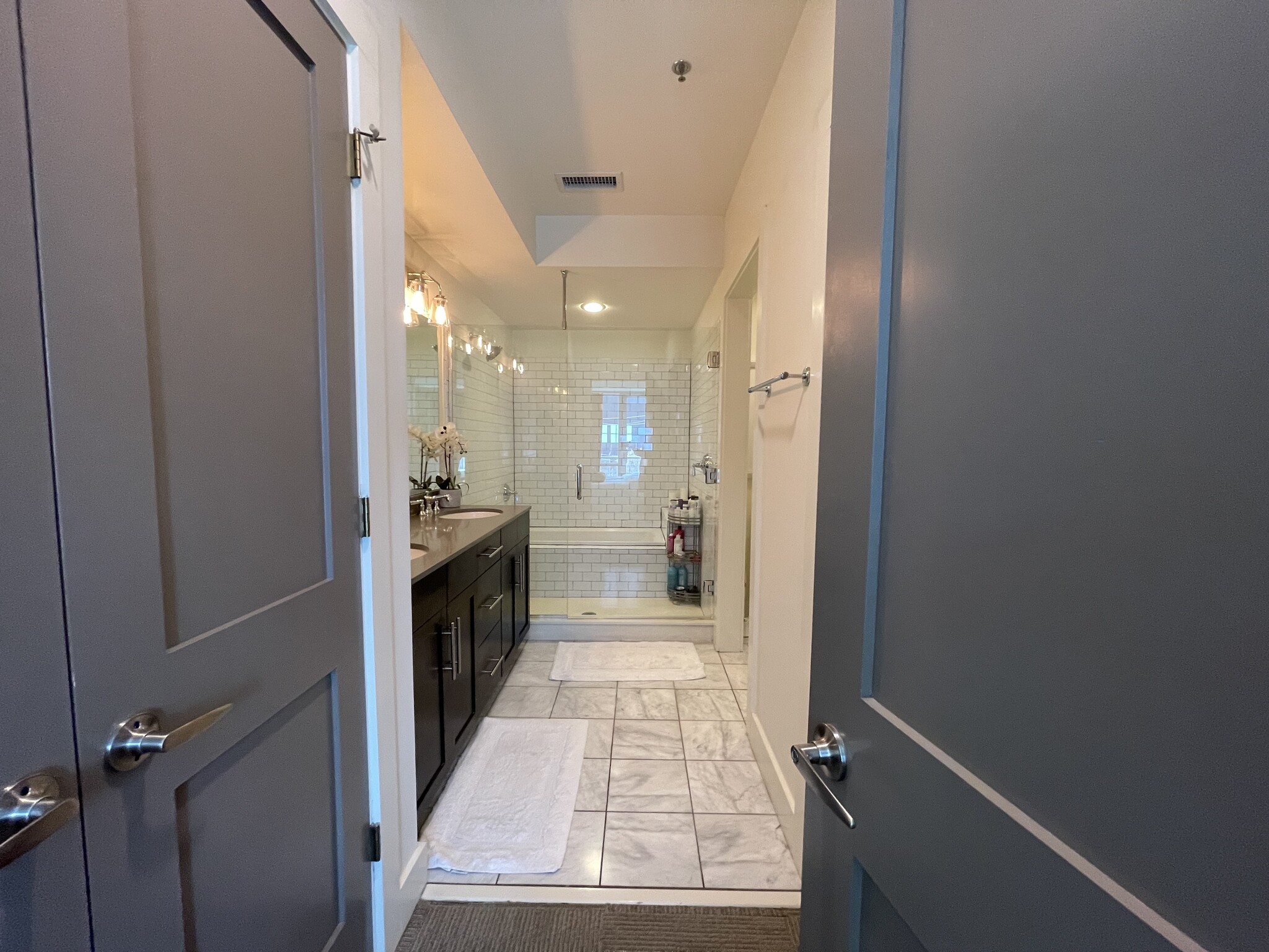 Master Bath - 1100 Howell Mill Rd NW