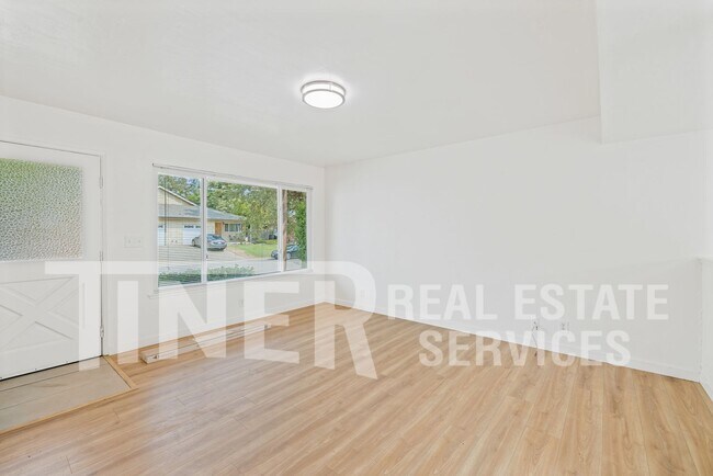 Building Photo - 6169 Oakgreen Cir