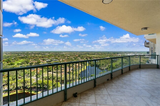 Building Photo - 23750 Via Trevi Way