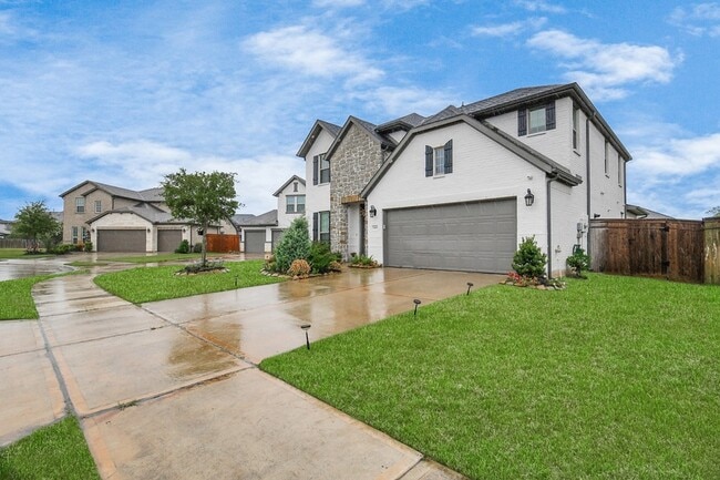Building Photo - 5411 Cavall Rd