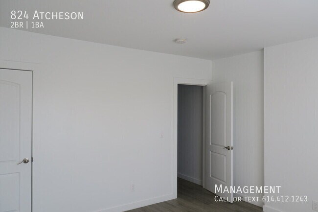 Building Photo - 824 Atcheson-