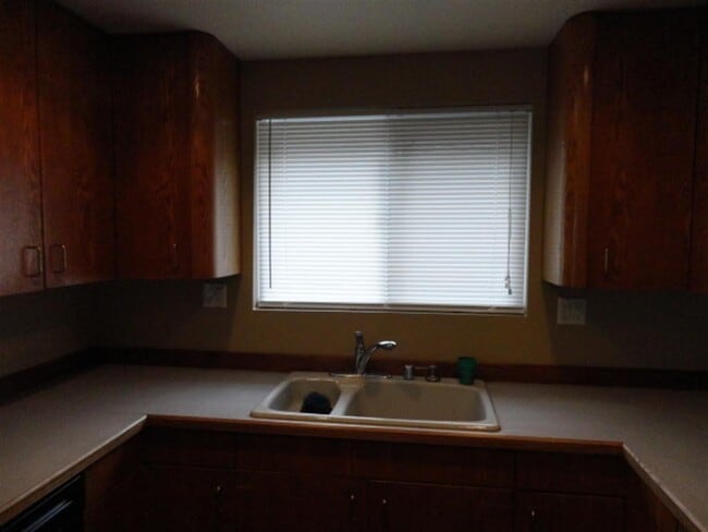 Building Photo - Charming Everett Rambler — 3 Bedrooms + Bonus Room