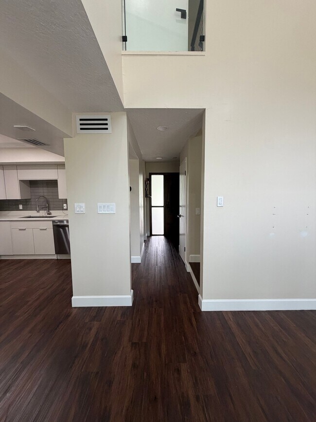 Building Photo - 8207 Citrus Chase Dr