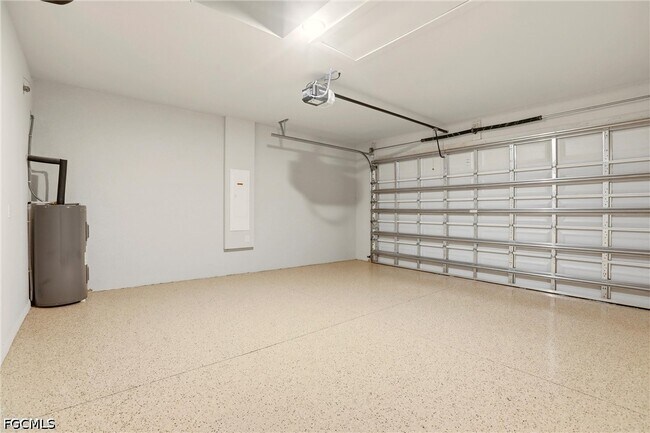 Building Photo - 2630 NW 23rd Ave