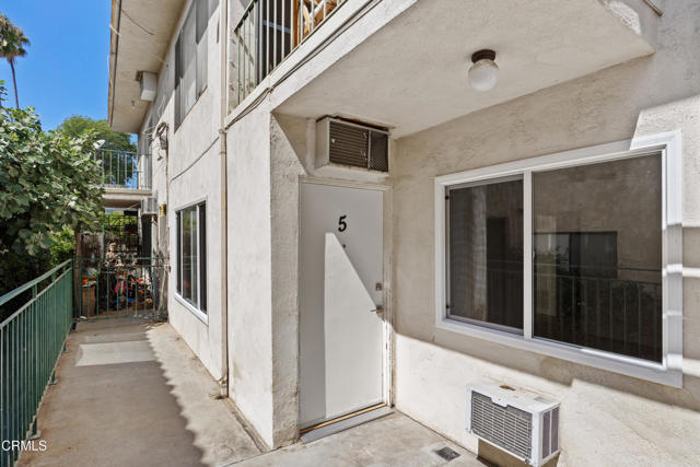 Building Photo - 121 S Chester Ave
