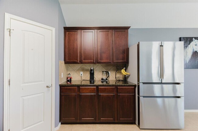 Building Photo - 2292 Intrepid Dr