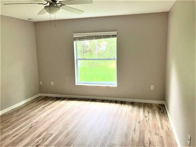 Building Photo - BEAUTIFUL! 2000 sq ft 3BR/2BA Home For Rent!