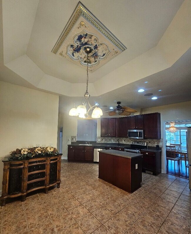Building Photo - Waterford Plantation Home in Carolina Forest