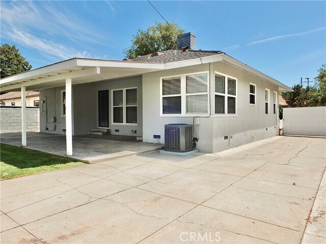 Building Photo - 5455 E 29th St