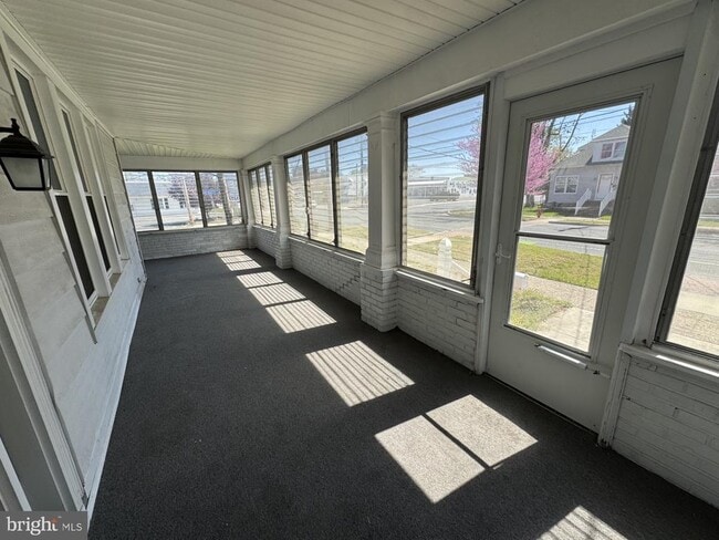 Building Photo - 416 Maryland Ave