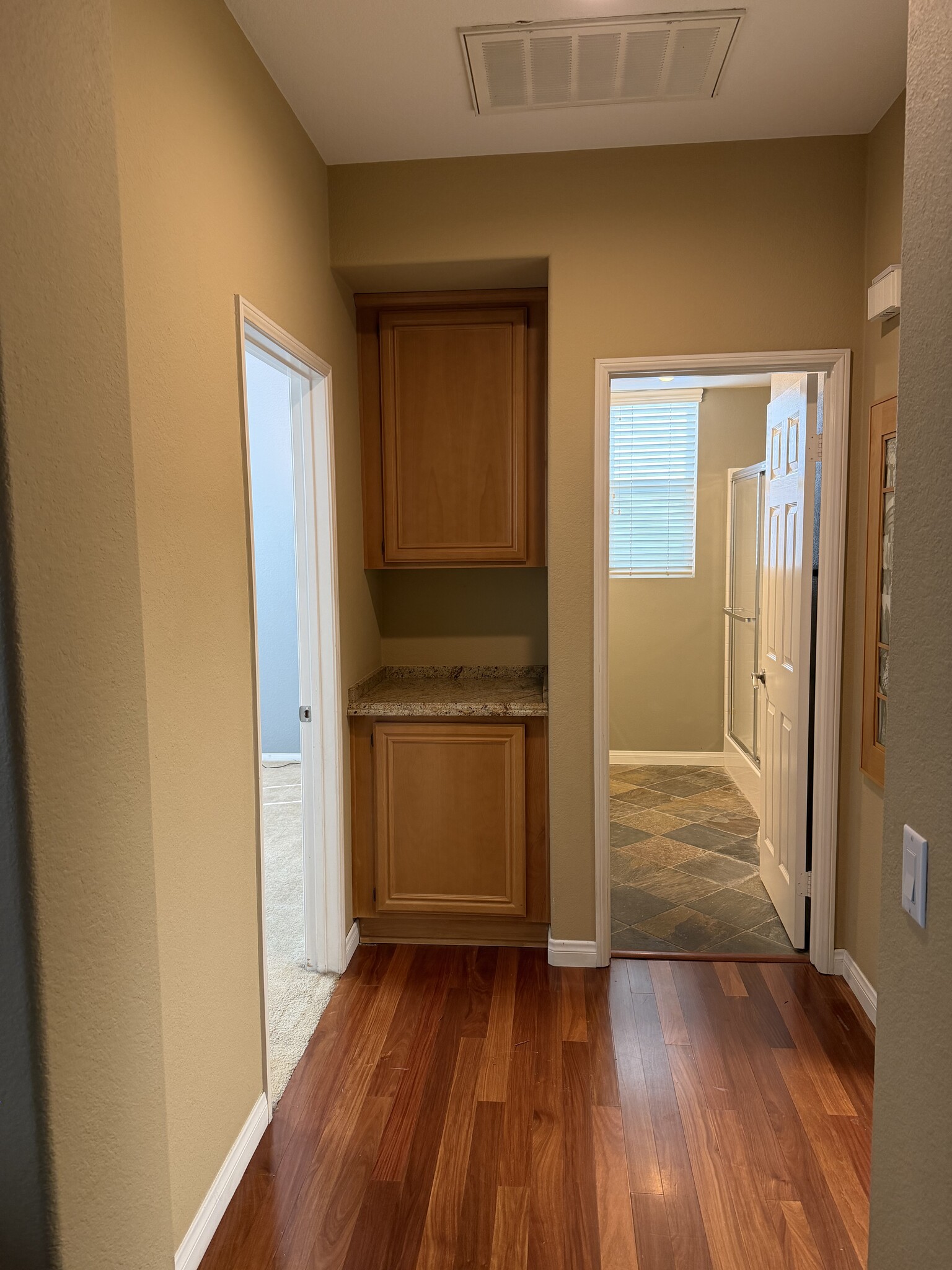 This is your area - 13885 Hawthorn Ave