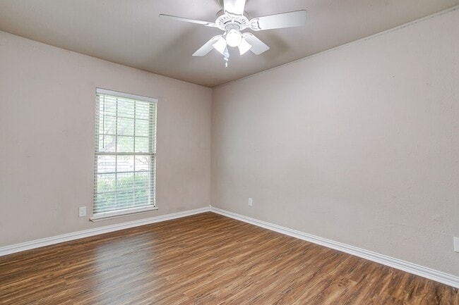 Building Photo - 5316 N Colony Blvd