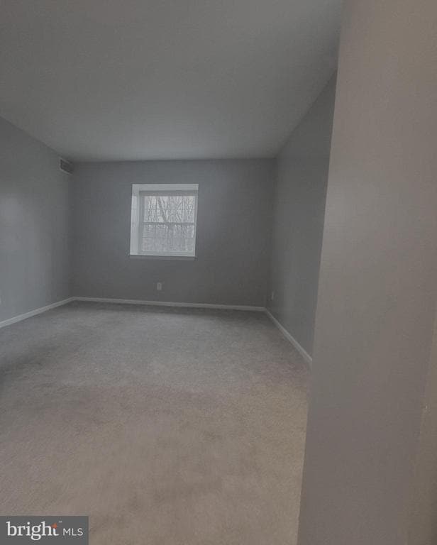 Building Photo - 5800 Cove Landing Rd