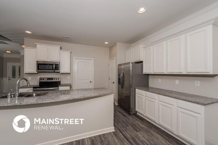 Building Photo - 560 Briar Ridge Cir