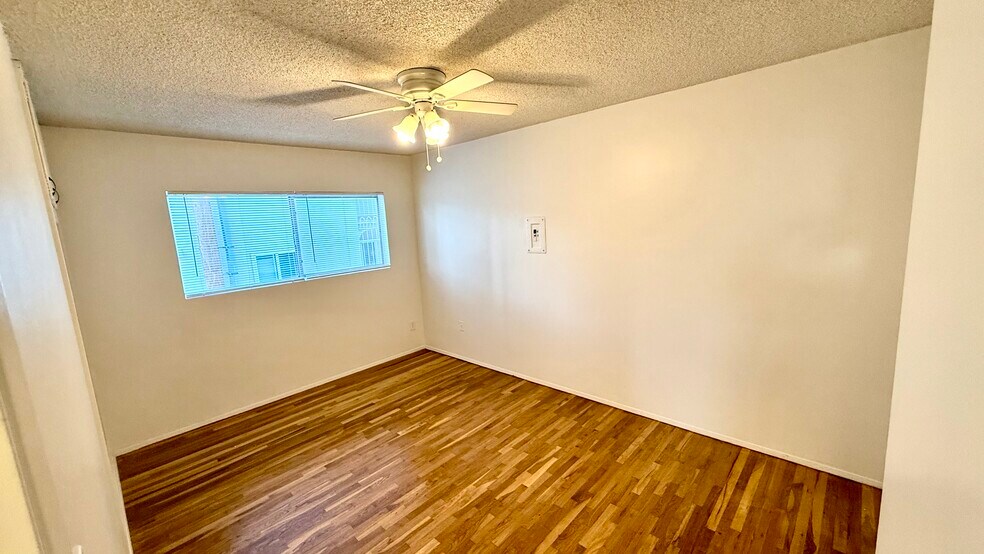 Building Photo - 122 Junipero Ave