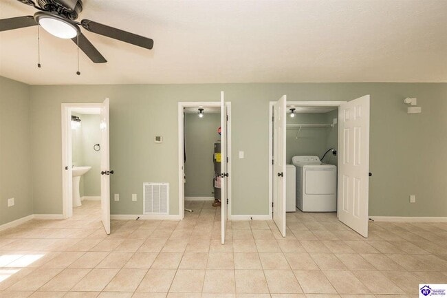 Building Photo - 115 Poplar Cir