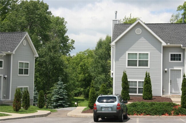 Building Photo - 1062 Dryden Rd