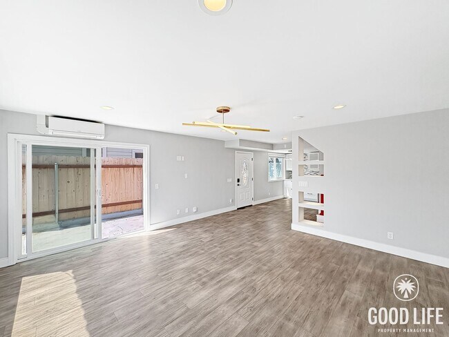Building Photo - Sophisticated 2BD/2.5BA City Heights Home with Private Deck, Canyon Views & Soaking Tub