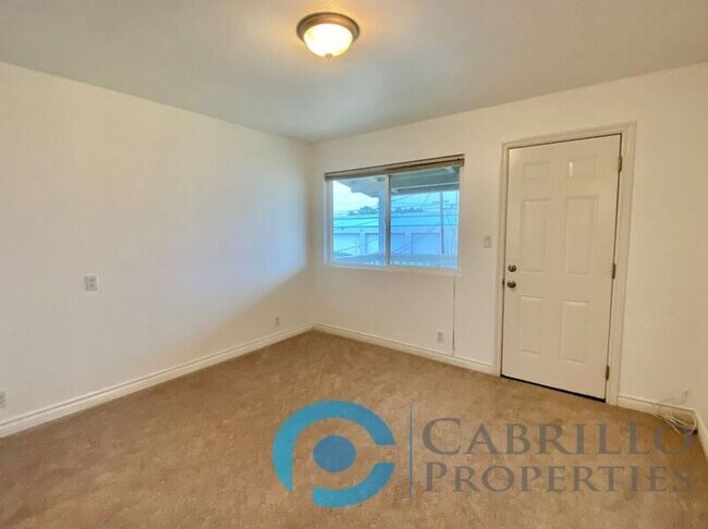 Building Photo - 1115 Flamingo Avenue