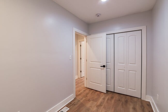 Building Photo - 5111 Willows Ave
