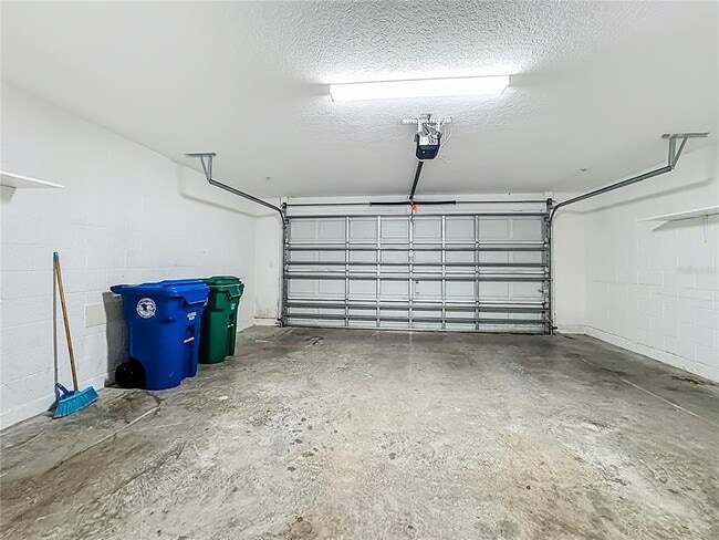 Building Photo - 3805 Messina Dr