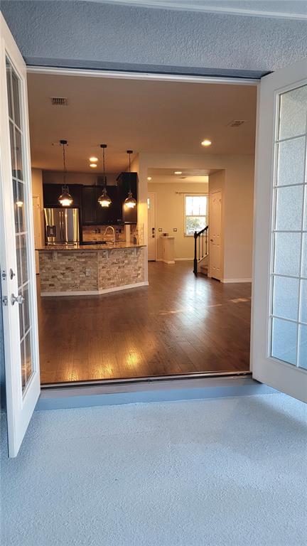 Building Photo - 7905 Iceland Gull Street