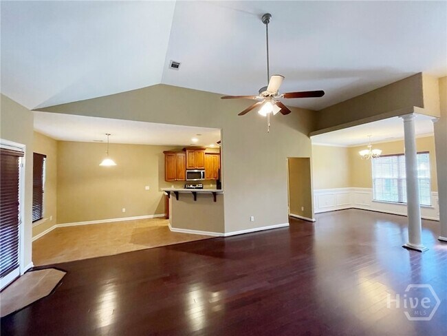 Building Photo - 216 Carlisle Way