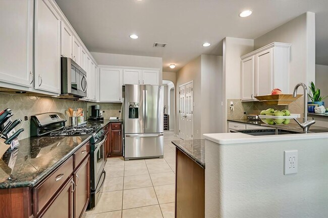 Building Photo - 113 Fred Couples Dr