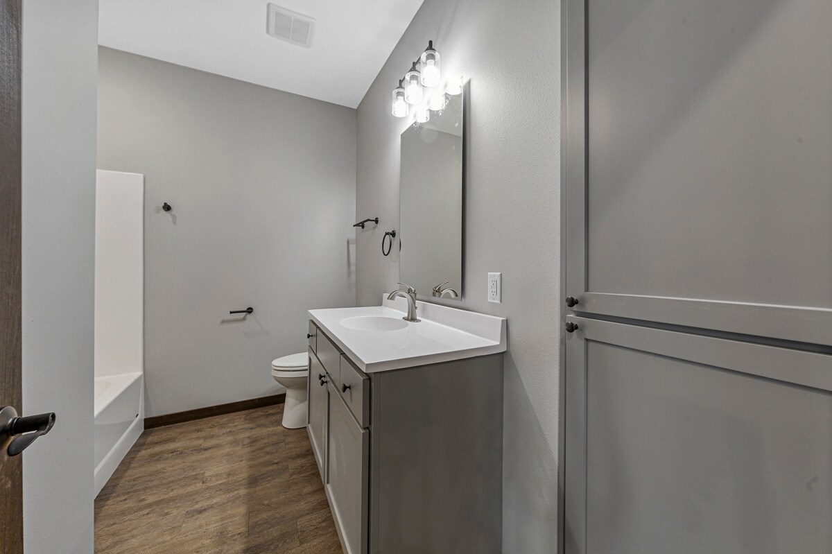 Building Photo - 2019 Essler Dr