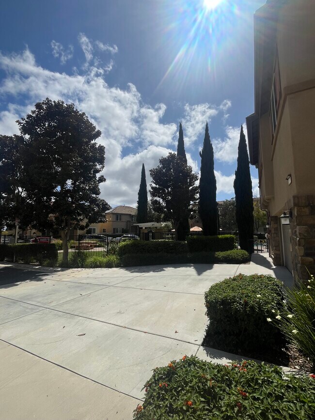 Building Photo - 1580 Chert Dr