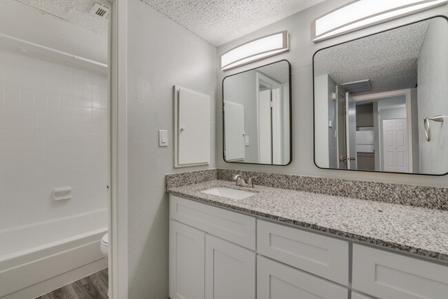 Building Photo - ROCHELLE PLACE