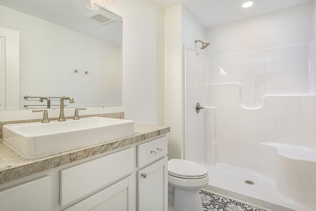 master bath - 174 N Monroe St