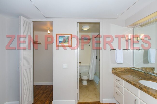 Building Photo - fully furnished 1/1/1 condo at Harbor Squa...