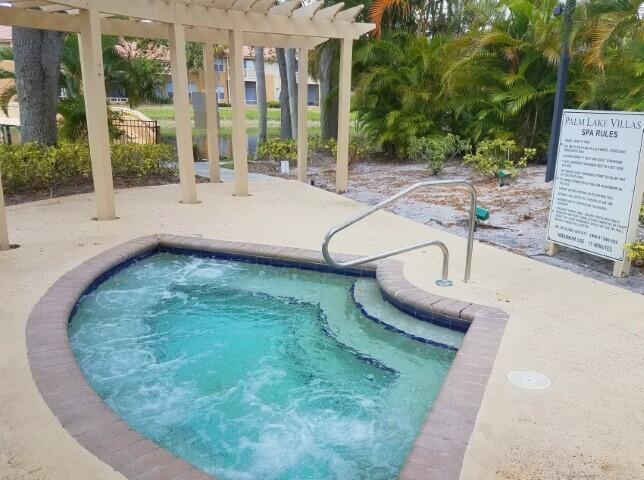 Building Photo - 4863 Via Palm Lakes