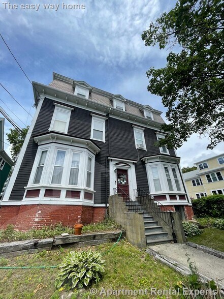 Building Photo - 19 Cameron Ave
